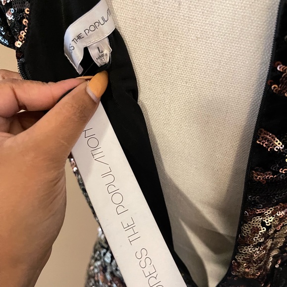 Dress The Population - Picture 3 of 3